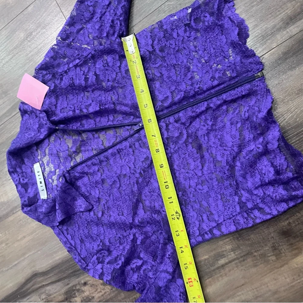 Limite Purple Lace Cropped Jacket - Picture 3 of 4